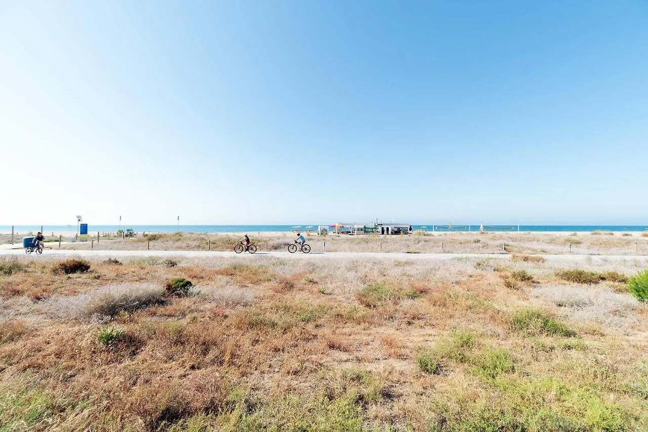 Apartamento Denis Playa 7 Apartment Castelldefels 0*,  Spain