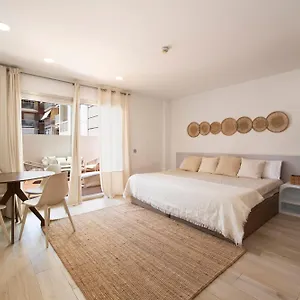 Hotel apartamentowy Centric, Castelldefels